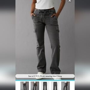 American Eagle cream colored cargo pants size 4, regular length